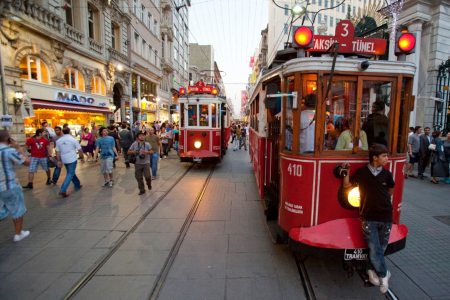 İstanbul’da Bir Hafta Sonu Gezisi: Mediccess Travel ile En İyi Rotalar